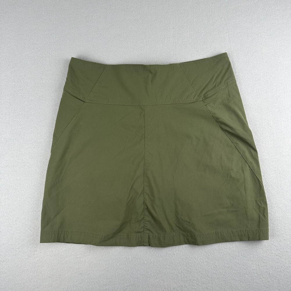 Royal Robbins Women's Discovery III Skort Size 6 Army Green Back Zipper Pocket